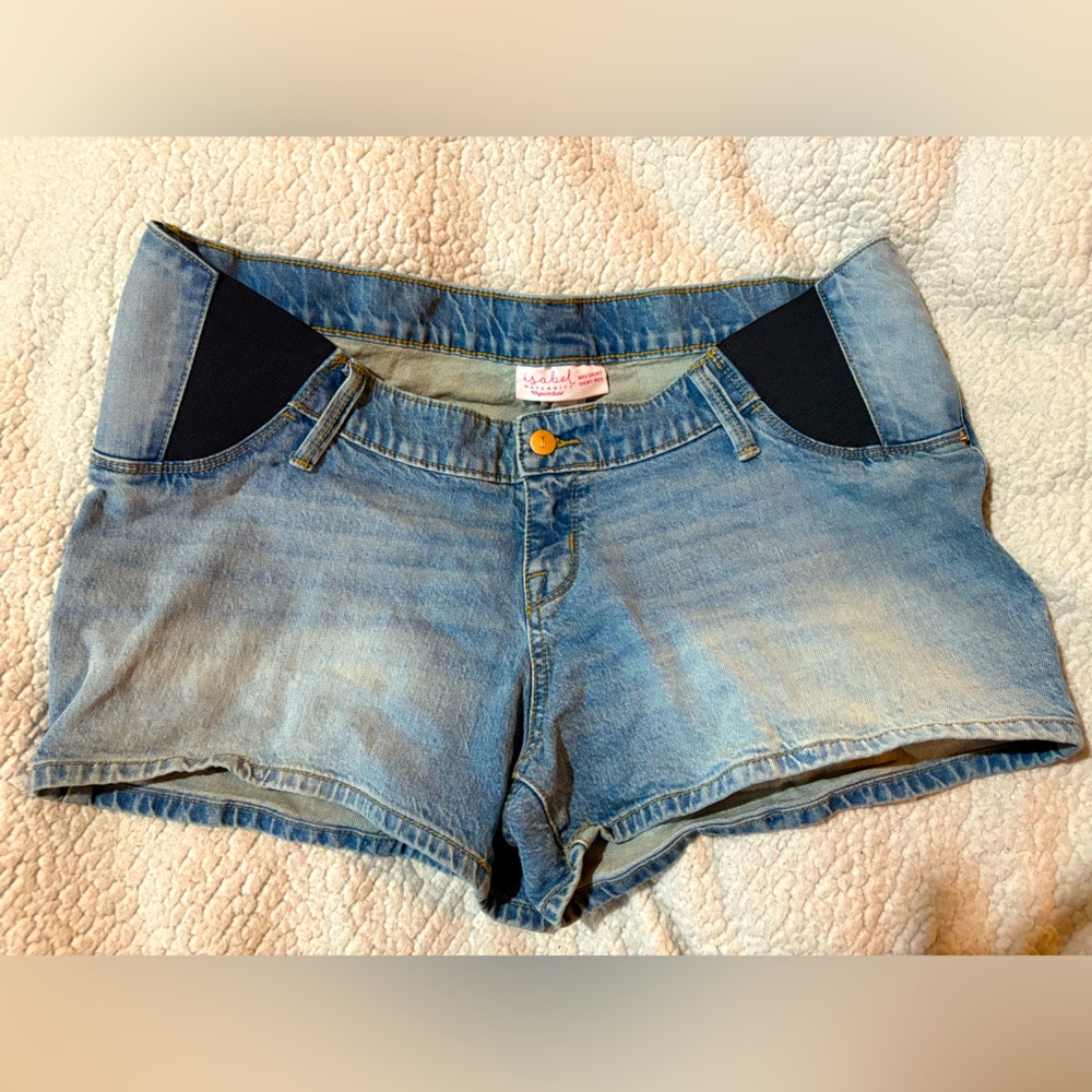 🌺 3 For $20 ~ Isabel Maternity by Ingrid & Isabel Under Belly Midi Short Size 12